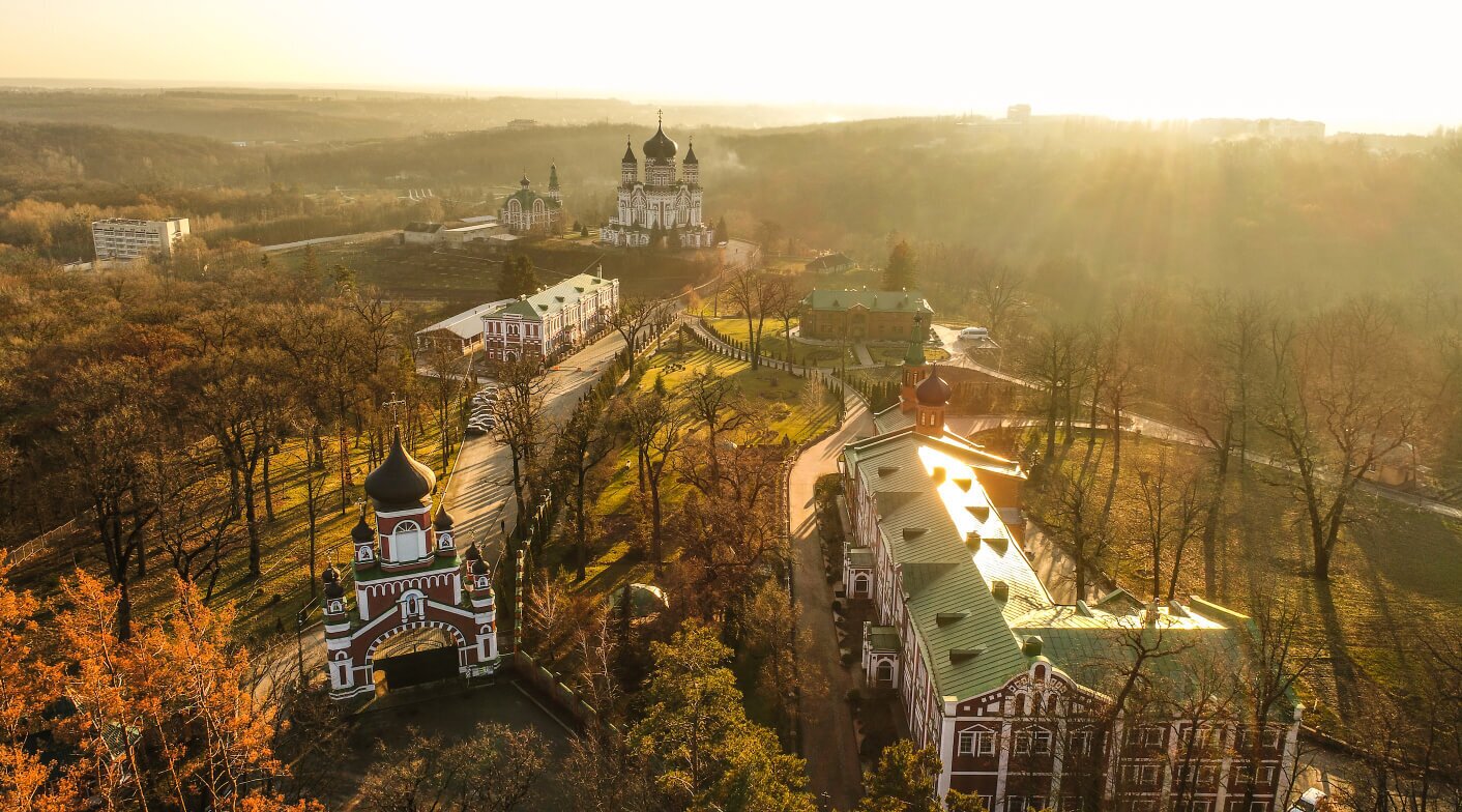 Куди можна піти в Києві: популярні місця для відпочинку